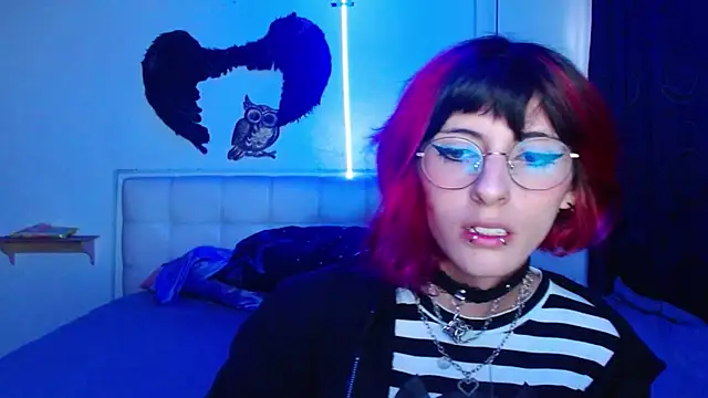 goth minerva online show from October 6, 1:41 pm