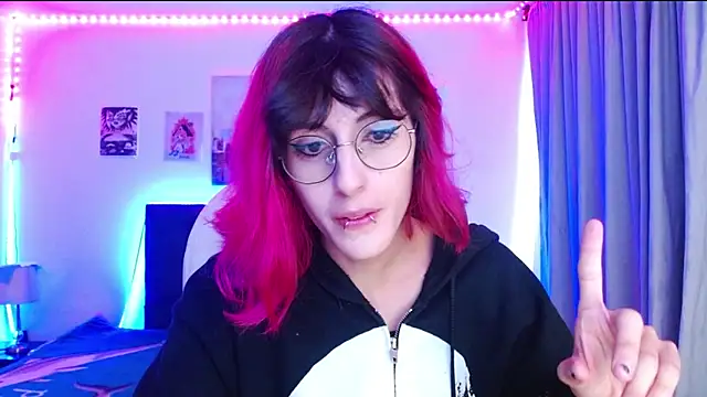 goth minerva online show from November 26, 1:23 pm