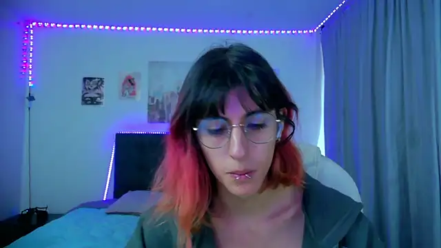 goth minerva online show from March 26, 1:28 pm