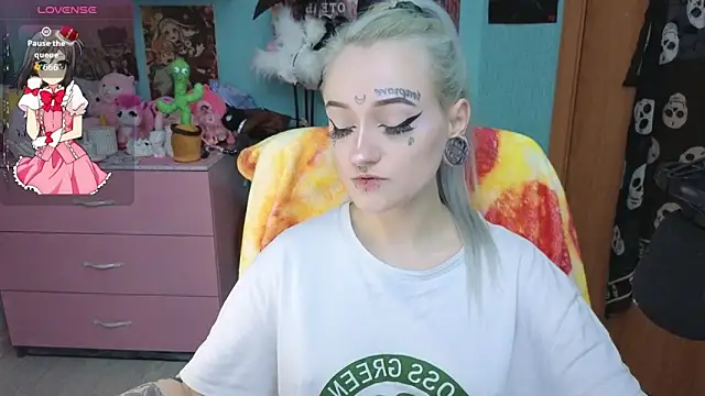 Manuela unicorn online show from April 17, 8:34 pm