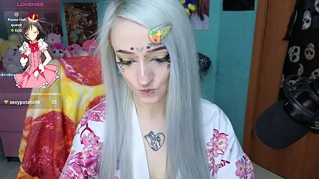 Snapshot of Manuela_unicorn chatting on May 6, 8:14 pm Manuela unicorn online show from May 6, 8:14 pm