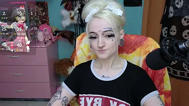 Snapshot of Manuela_unicorn chatting on May 25, 9:21 pm Manuela unicorn online show from May 25, 9:21 pm