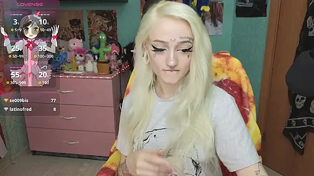 Snapshot of Manuela_unicorn chatting on July 19, 7:06 pm Manuela unicorn online show from July 19, 7:06 pm