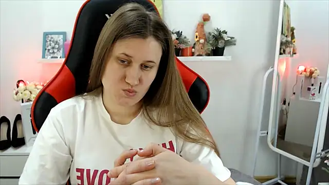 Lucky Lana online show from March 2, 5:08 am