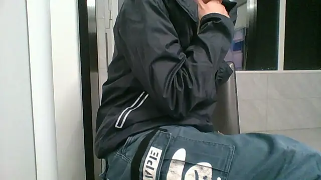 Snapshot of nole_china7 chatting on October 23, 12:48 pm nole china7 online show from October 23, 12:48 pm