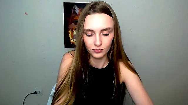 Snapshot of Doll_Angelina chatting on May 29, 6:11 am Doll Angelina online show from May 29, 6:11 am