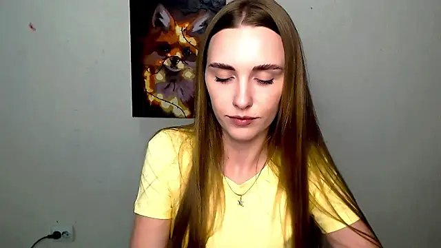 Snapshot of Doll_Angelina chatting on June 7, 6:28 am Doll Angelina online show from June 7, 6:28 am