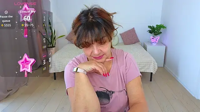 Snapshot of Nika_Light chatting on January 15, 11:26 am Nika Light online show from January 15, 11:26 am
