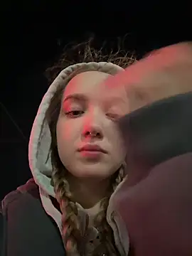 bambi lu online show from March 14, 6:02 pm