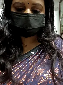 aparna99 online show from September 18, 7:38 pm