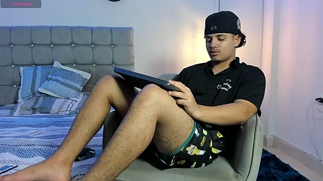 samxx muscle online show from October 10, 1:43 pm