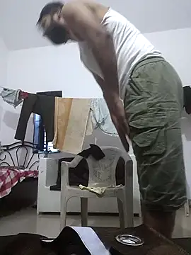 Snapshot of UAjit chatting on September 9, 1:05 am UAjit online show from September 9, 1:05 am