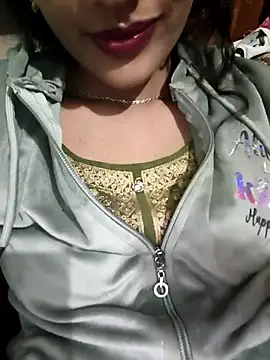 Eshwari Chopra online show from December 4, 4:48 pm