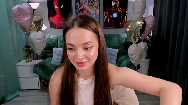 MelanieAlves online show from March 18, 12:30 pm