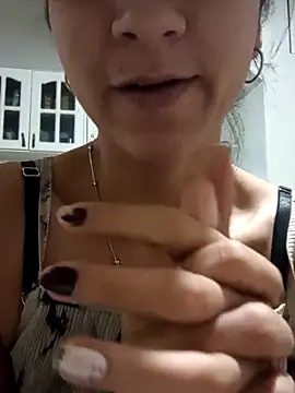 Snapshot of Camilitah chatting on April 18, 2:26 am Camilitah online show from April 18, 2:26 am