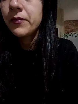 Snapshot of Camilitah chatting on May 9, 1:05 pm Camilitah online show from May 9, 1:05 pm
