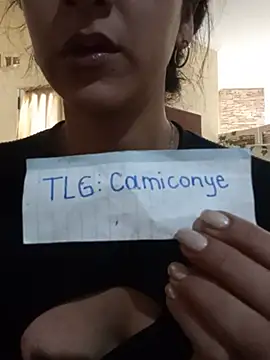 Snapshot of Camilitah chatting on May 17, 2:13 pm Camilitah online show from May 17, 2:13 pm