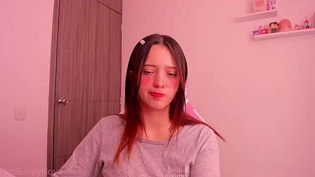 Snapshot of ImBunnyNova chatting on May 8, 2:11 pm ImBunnyNova online show from May 8, 2:11 pm