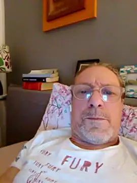 Deddyitalia3p online show from December 1, 10:15 pm