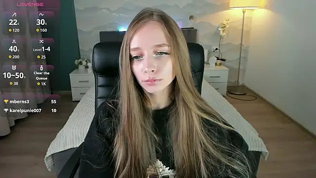 Amy Waynee online show from September 23, 4:43 pm