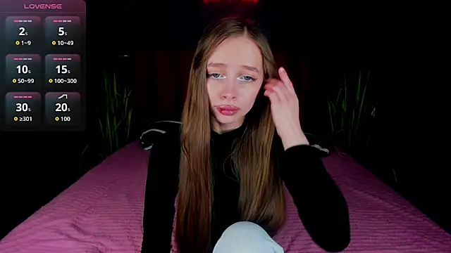 Amy Waynee online show from November 24, 4:34 am