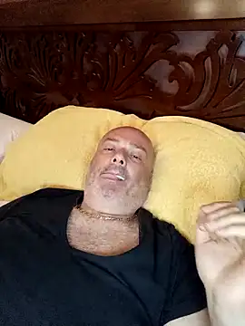 Snapshot of Alexis_Bull chatting on September 12, 5:24 pm Alexis Bull online show from September 12, 5:24 pm