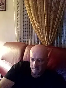Snapshot of Alexis_Bull chatting on September 14, 9:58 pm Alexis Bull online show from September 14, 9:58 pm