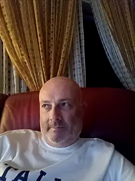 Snapshot of Alexis_Bull chatting on September 26, 10:47 pm Alexis Bull online show from September 26, 10:47 pm
