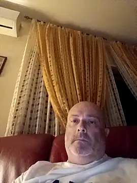Snapshot of Alexis_Bull chatting on September 27, 10:59 pm Alexis Bull online show from September 27, 10:59 pm