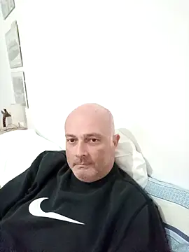 Alexis Bull online show from November 26, 5:58 pm