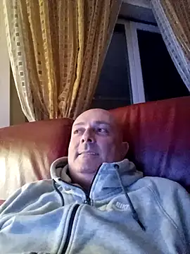 Alexis Bull online show from November 30, 12:03 am