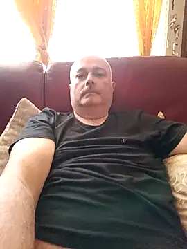 Alexis Bull online show from May 9, 10:09 am