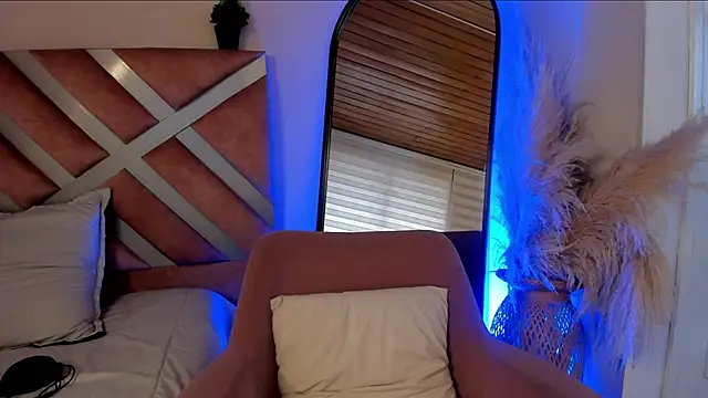 viol collins   online show from November 1, 8:00 pm