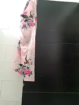 Yuli Mars online show from November 8, 4:07 pm