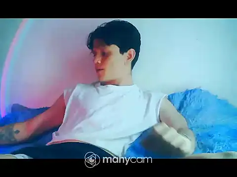 santihot089 online show from February 5, 8:57 pm