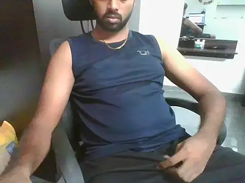 lovelyakash69 online show from March 7, 10:12 am