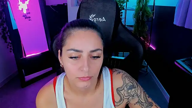 Snapshot of ValeriiMills chatting on September 25, 2:54 pm ValeriiMills online show from September 25, 2:54 pm