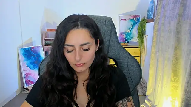 Snapshot of ValeriiMills chatting on September 26, 2:43 pm ValeriiMills online show from September 26, 2:43 pm