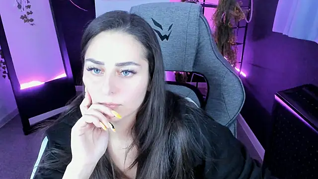 Snapshot of ValeriiMills chatting on October 15, 4:07 pm ValeriiMills online show from October 15, 4:07 pm