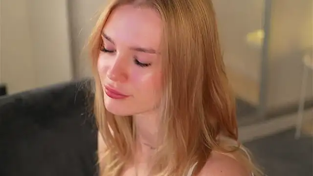 Cyberheart  online show from November 5, 4:51 pm