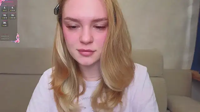 Cyberheart  online show from December 18, 2:34 pm