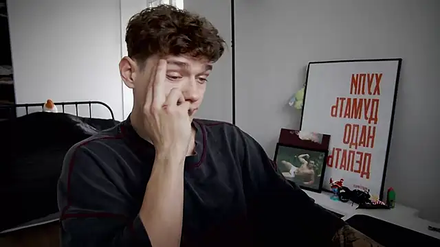 DanyDavis online show from September 22, 7:32 am