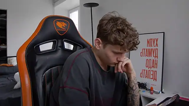 DanyDavis online show from October 15, 10:59 am