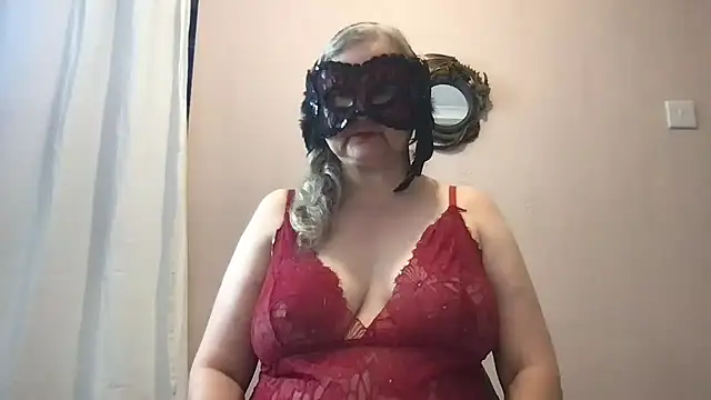 Snapshot of Raven_Magical_Milf chatting on September 24, 2:20 pm Raven Magical Milf online show from September 24, 2:20 pm