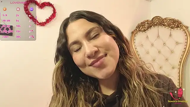 saaya tay online show from November 13, 3:27 am