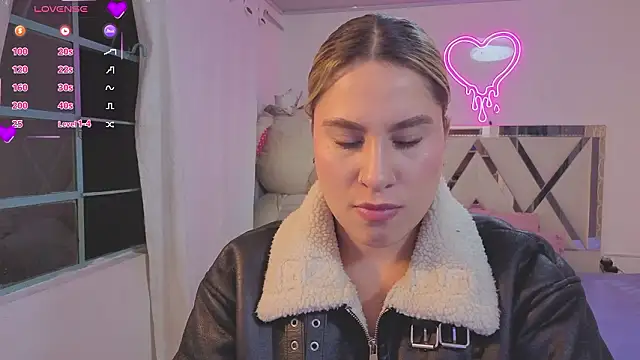 saaya tay online show from February 17, 3:03 am