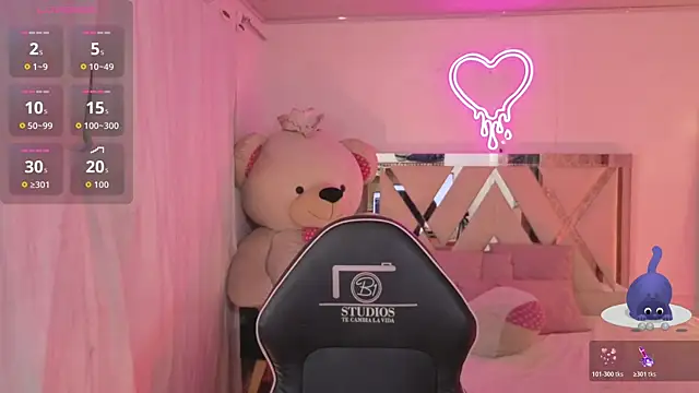 saaya tay online show from April 23, 3:30 am