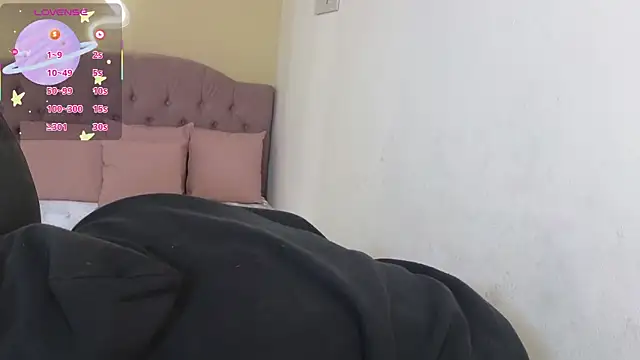 kissy tay online show from September 16, 11:55 am