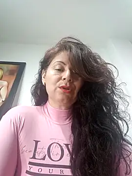 lunadicty online show from February 27, 10:53 pm