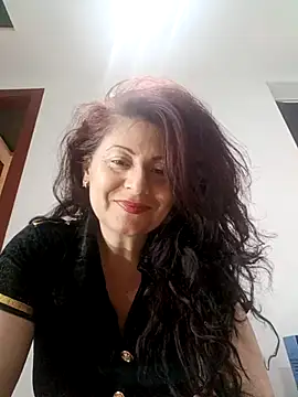 lunadicty online show from October 16, 12:33 am